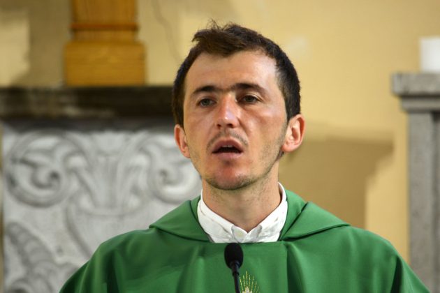 naš župnik: Vlč. Pero Marijanović